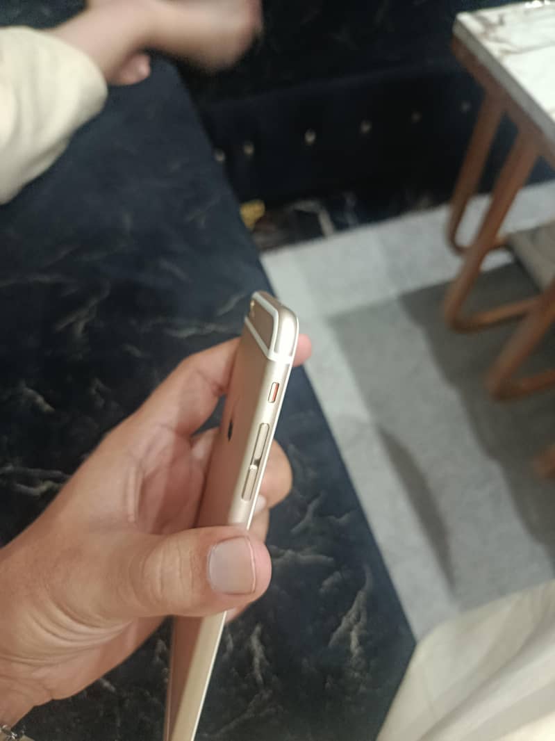 Iphone 6 Plus sim working 4