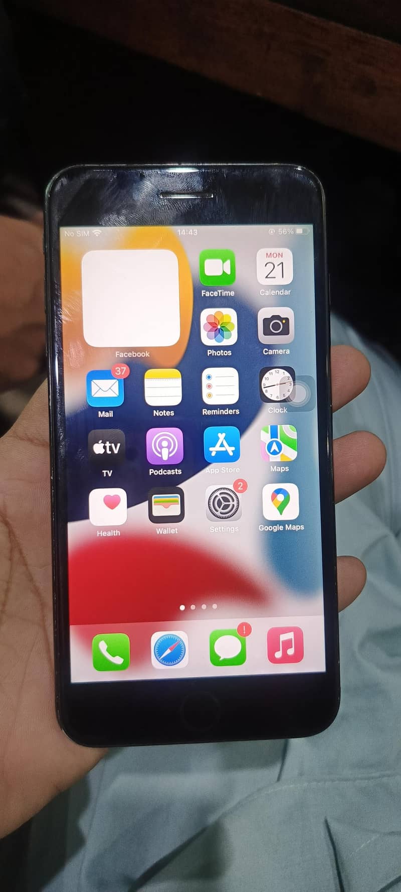 Apple iPhone 7 Plus 0