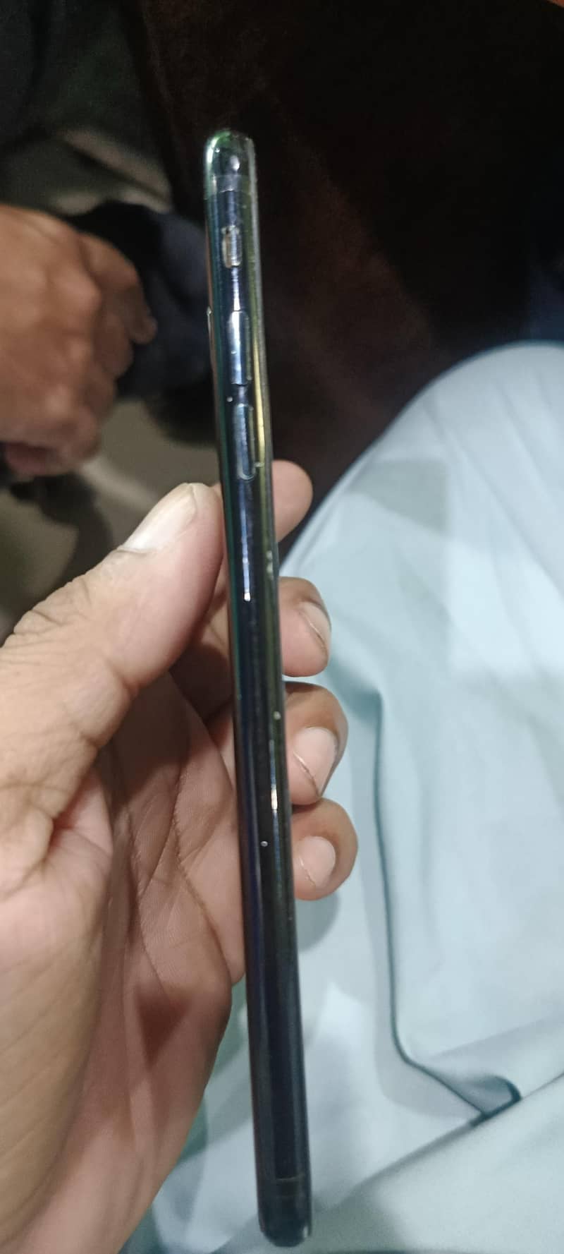 Apple iPhone 7 Plus 2