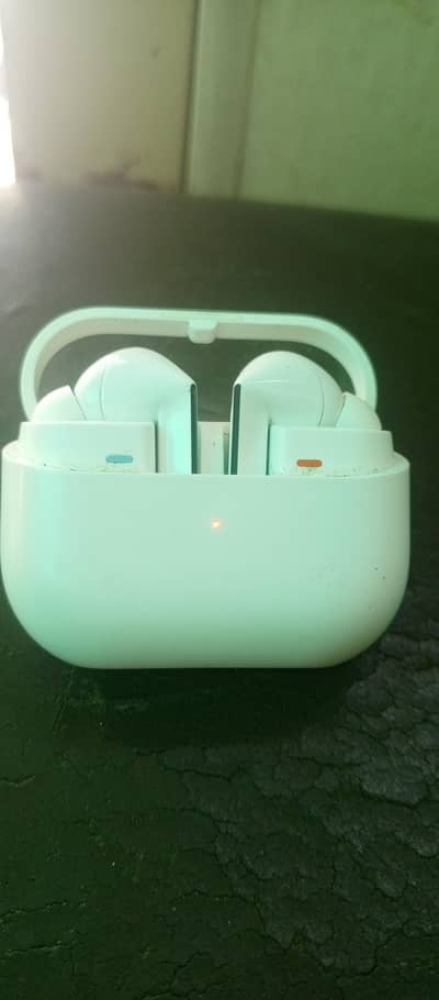 Samsung buds3 pro (70B4)
