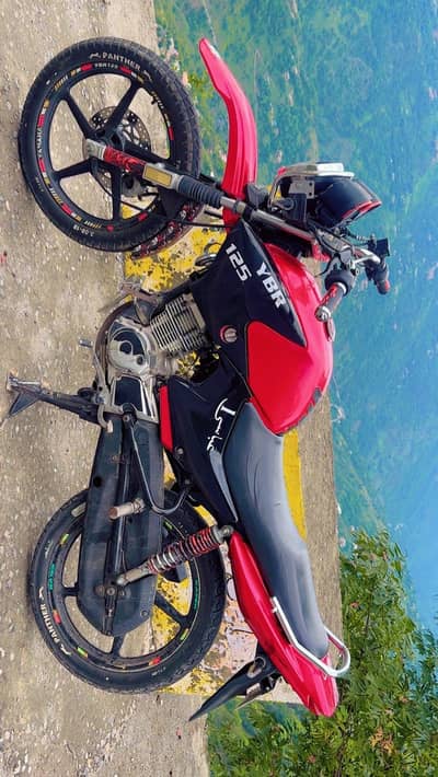 Yber125