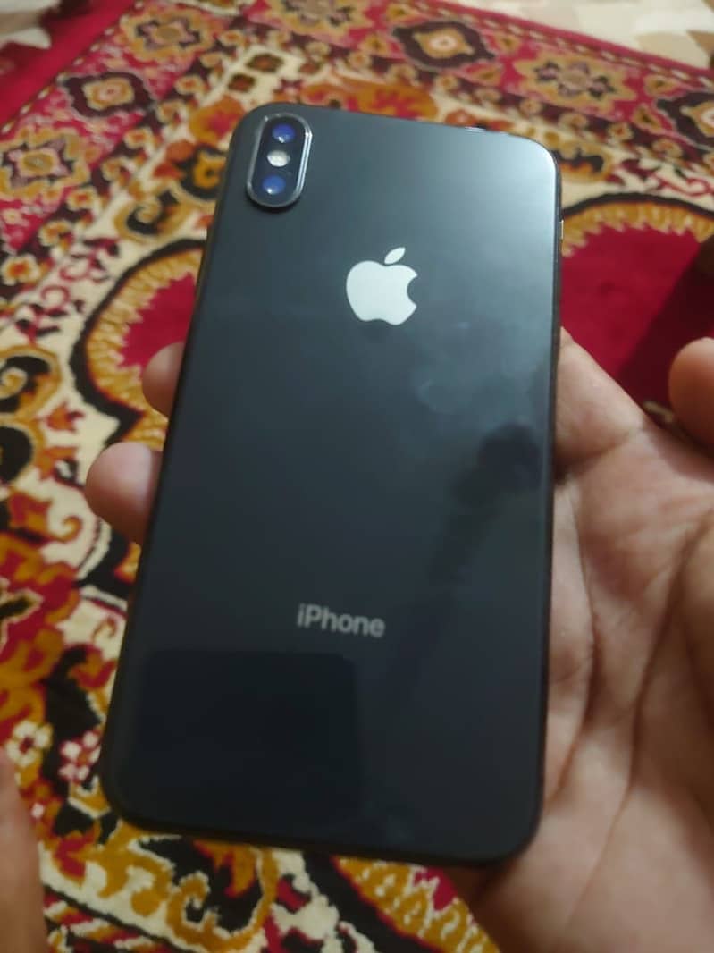 Apple iPhone X 3