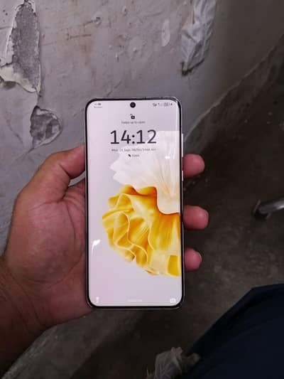 Huawei P60 Pro ( Official PTA approved )