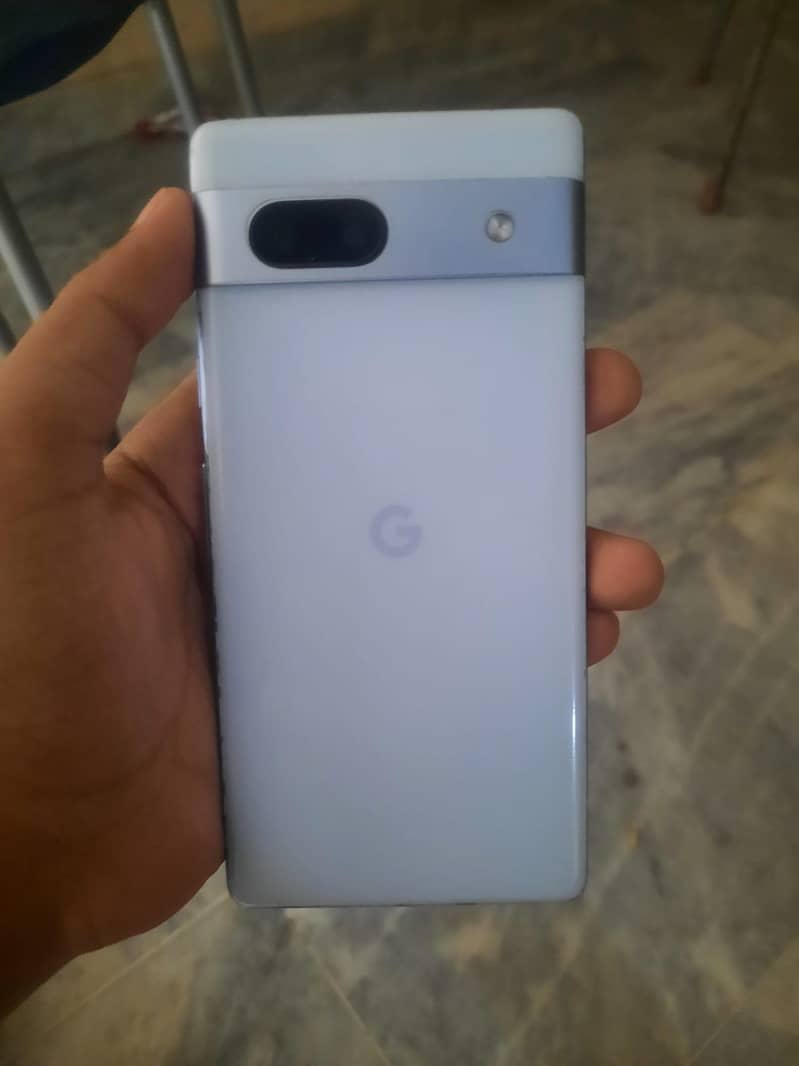 Google Pixel 7a 1