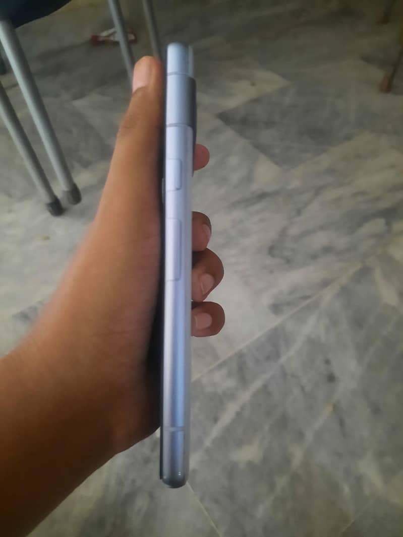 Google Pixel 7a 2