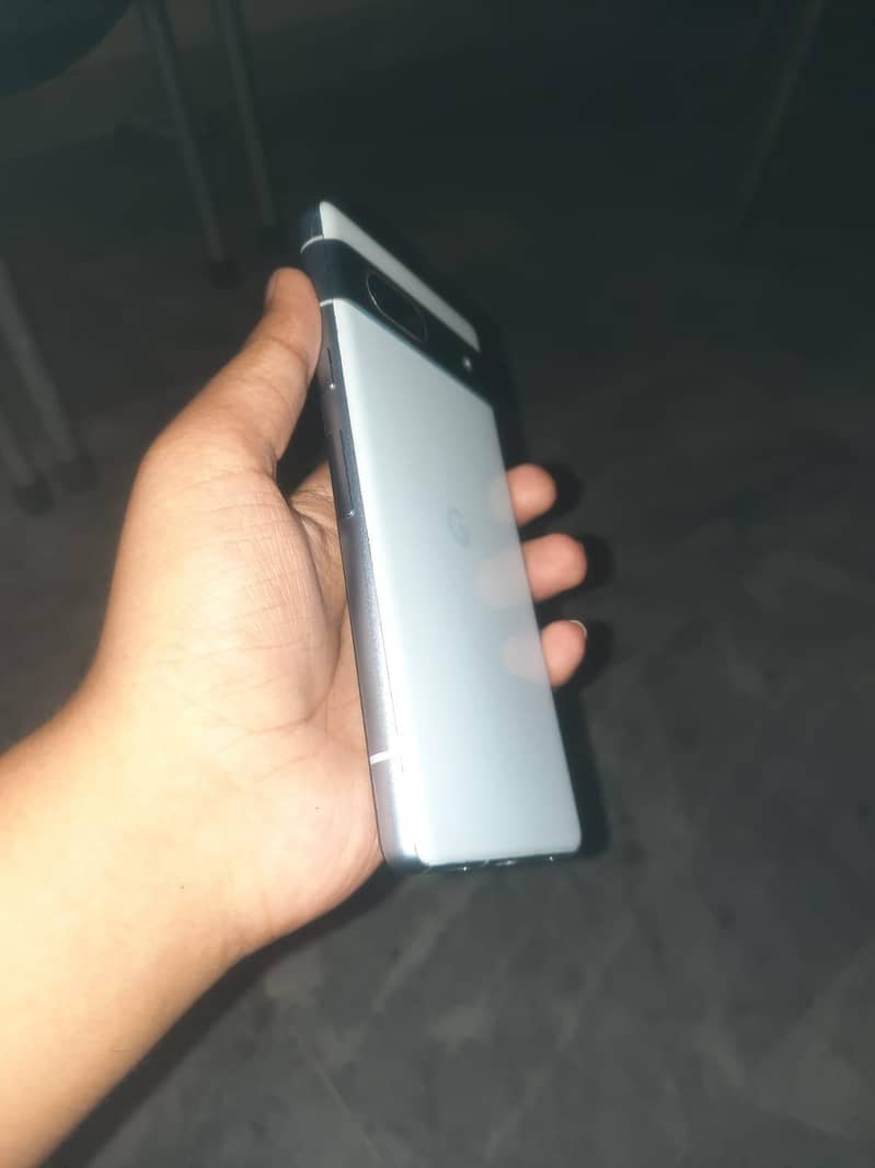 Google Pixel 7a 3