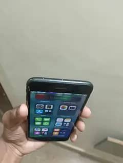 Apple iPhone 7 Plus 1
