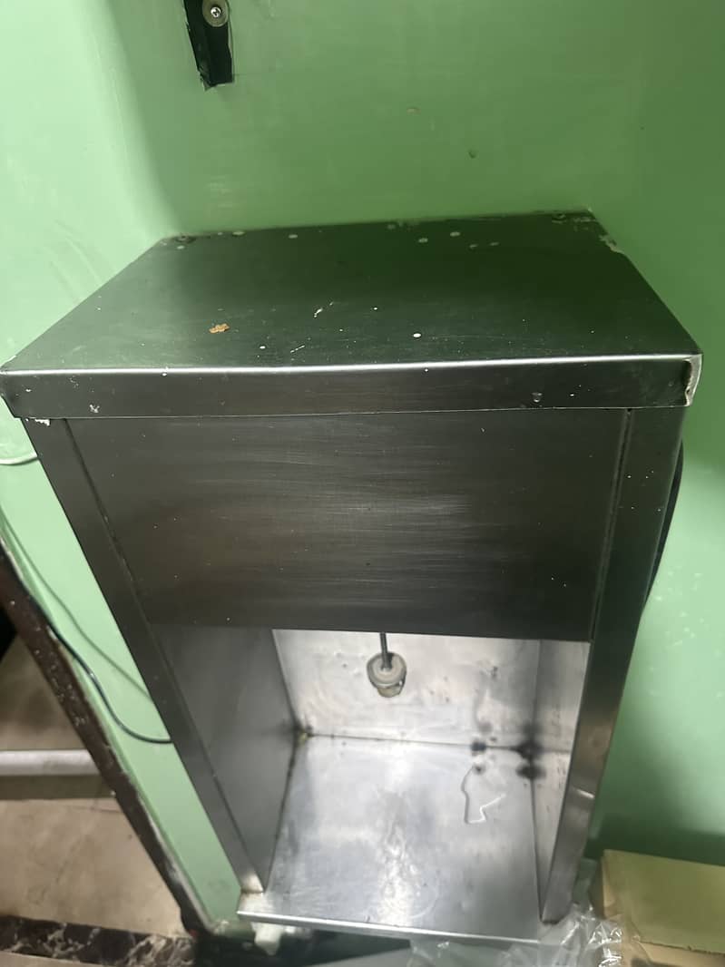 Blizzard machine 1