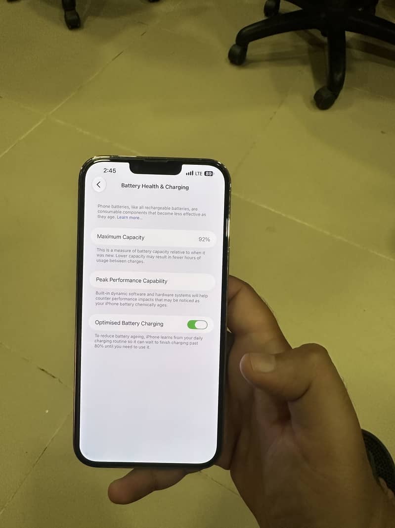Apple iPhone 13 Pro Max 3