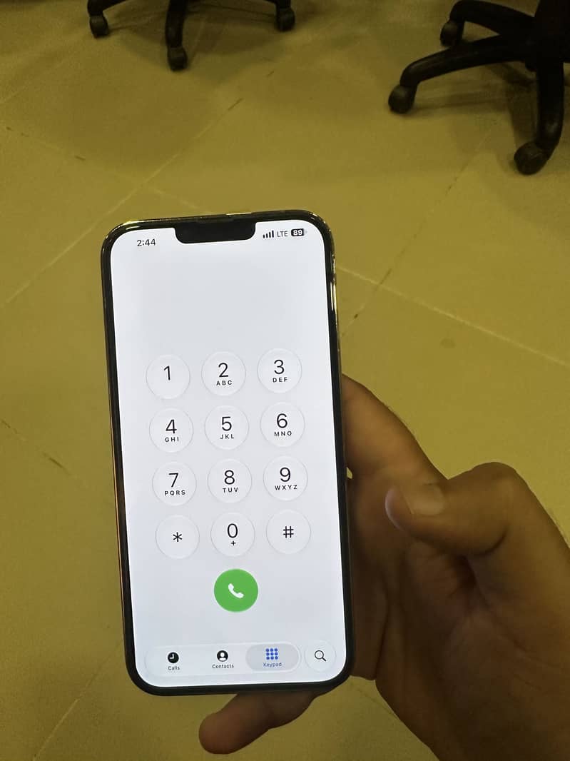 Apple iPhone 13 Pro Max 4