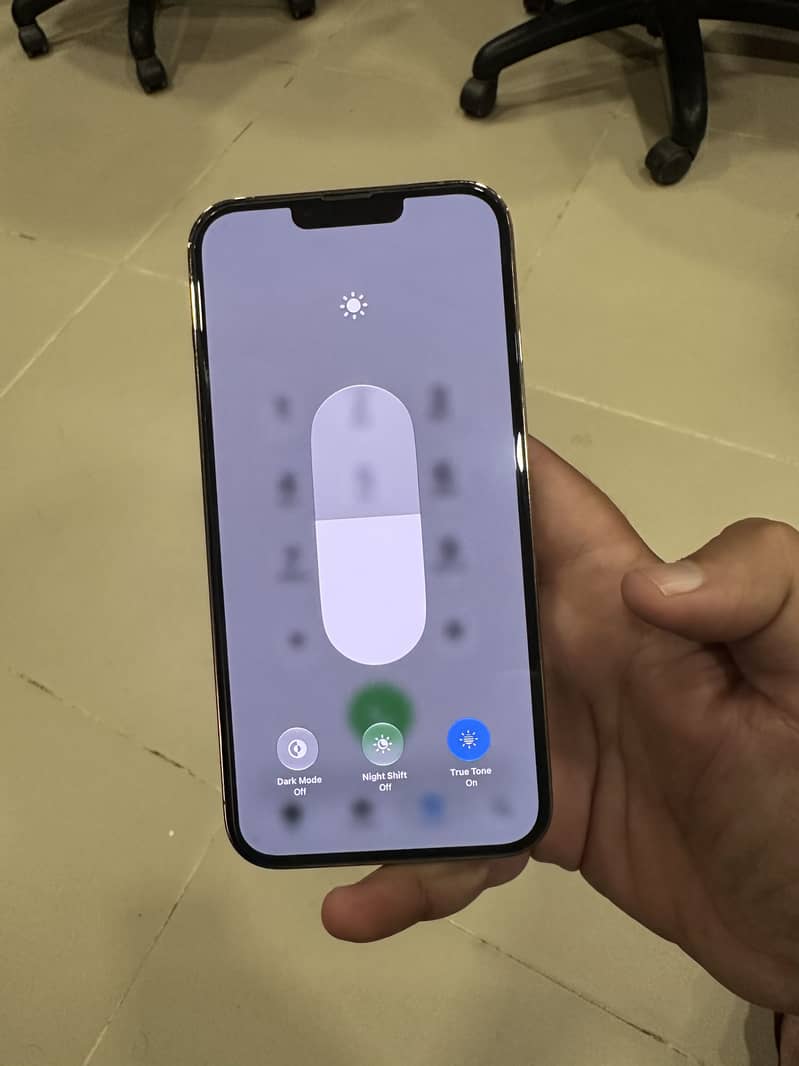 Apple iPhone 13 Pro Max 6