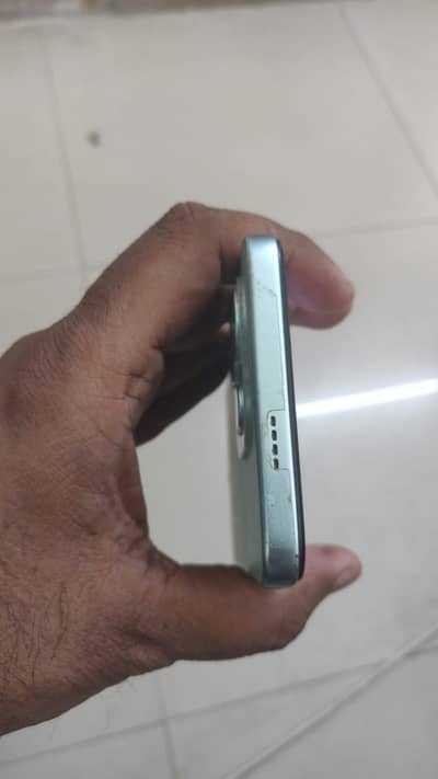 Infinix Smart 9 4 + 4 Gb 128 GB