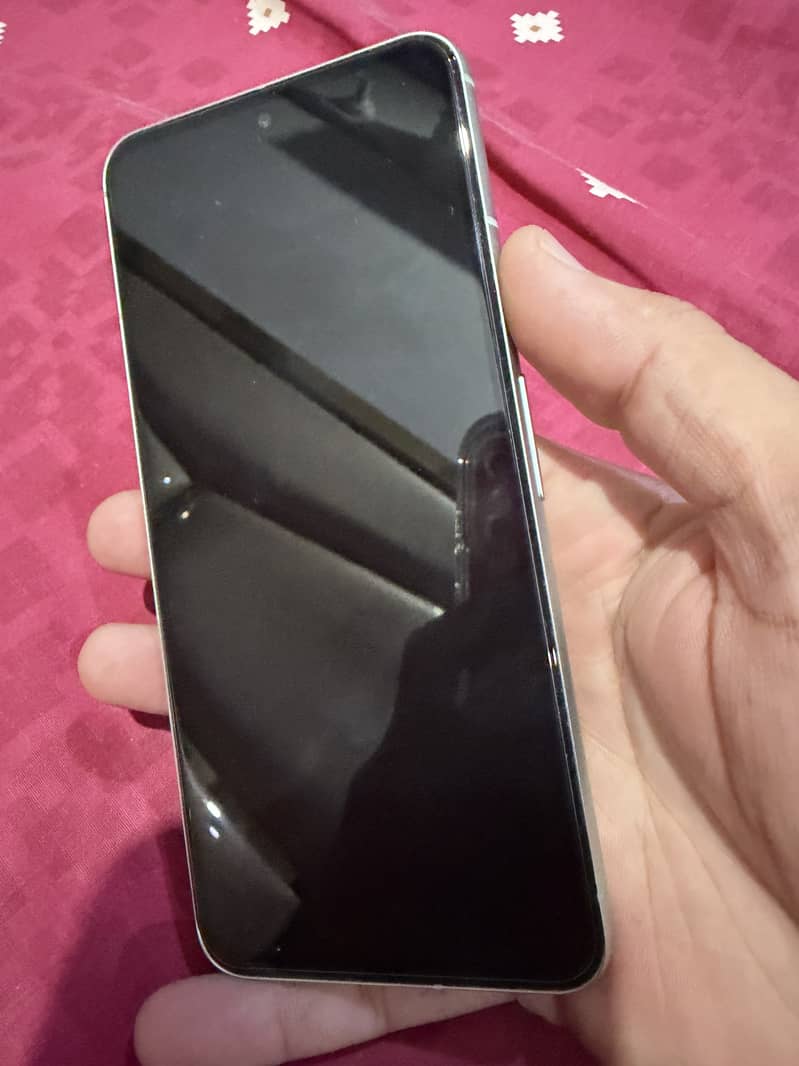 Google Pixel 8 6