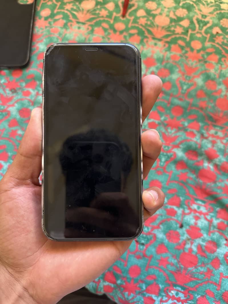 Apple iPhone 11 1