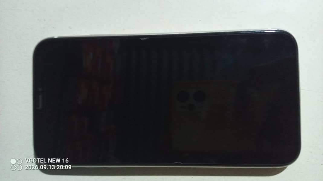 Apple iPhone 11 7