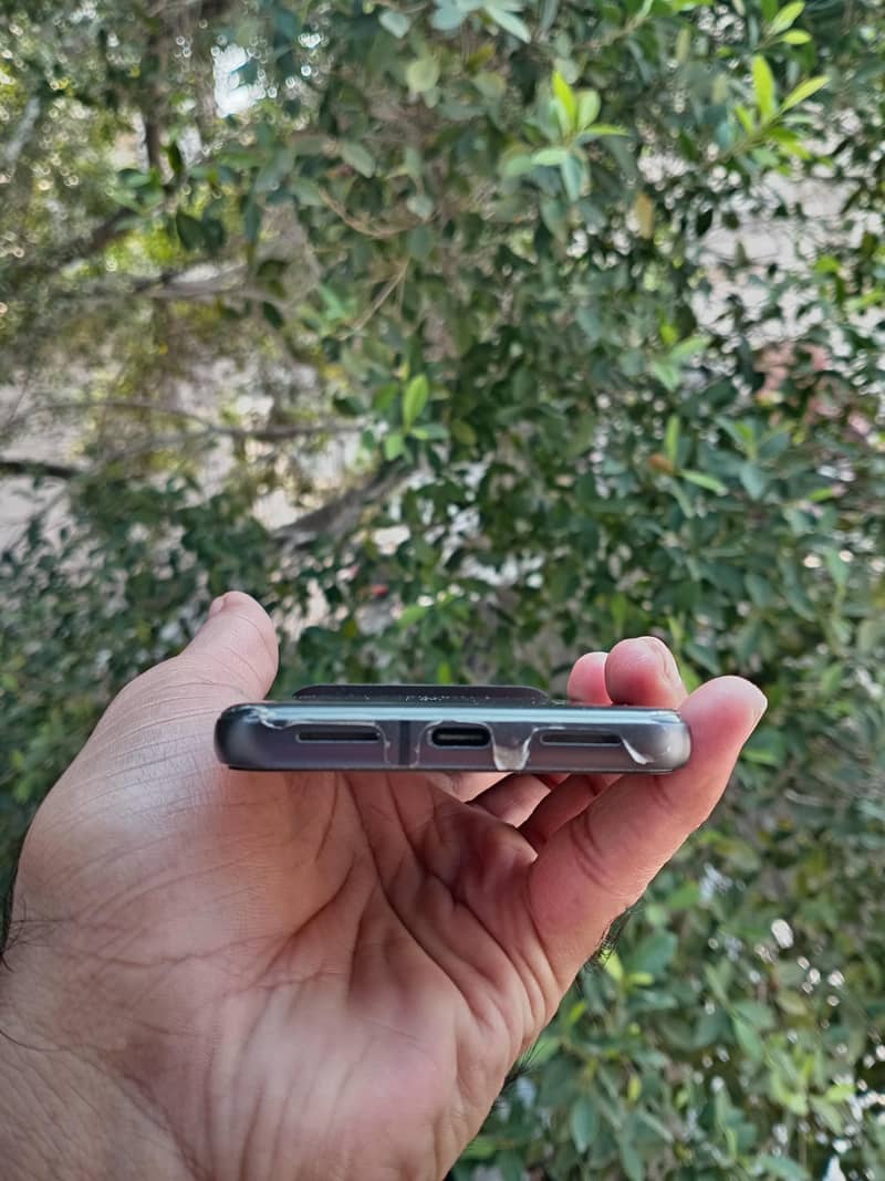 Google Pixel 8 2