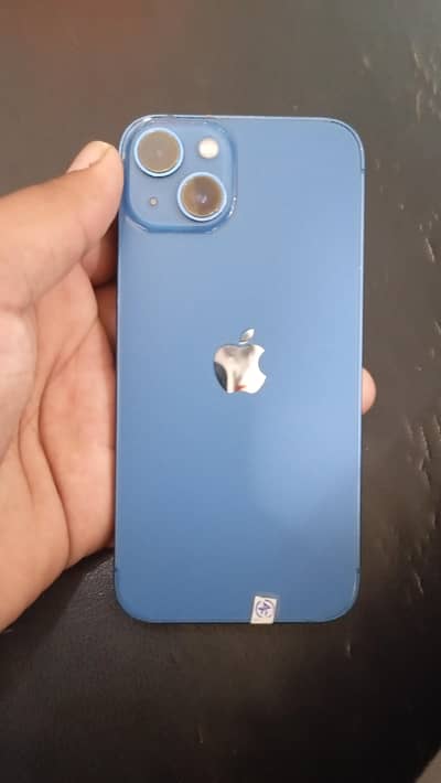 Apple iPhone 13