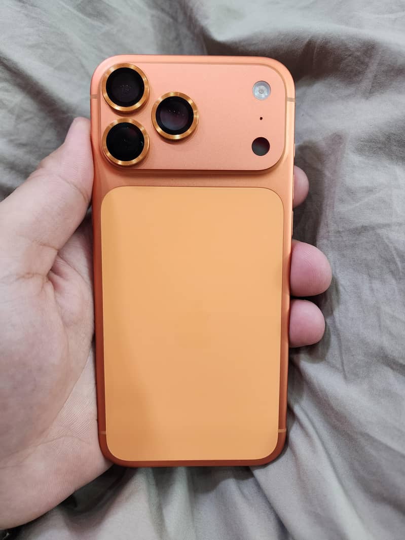 Apple iPhone 17 Pro Max 1