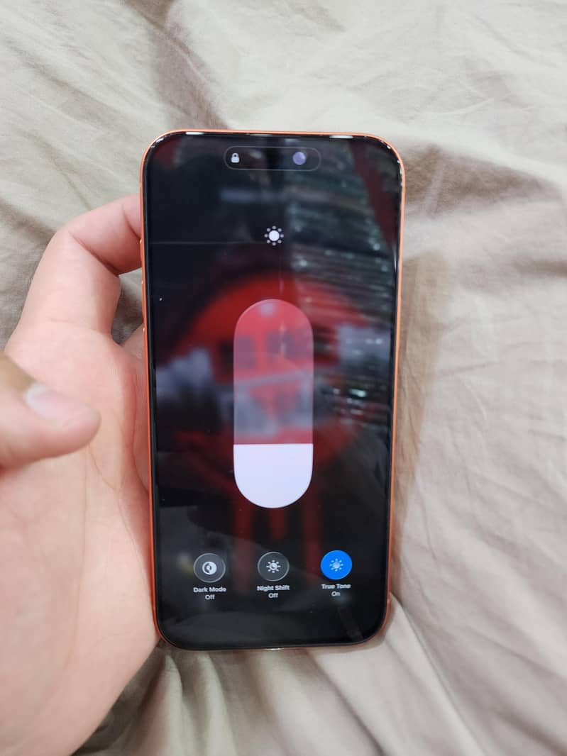 Apple iPhone 17 Pro Max 3