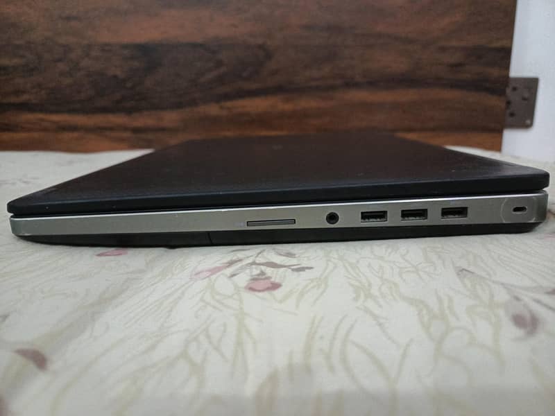 Dell Precision 7710 2