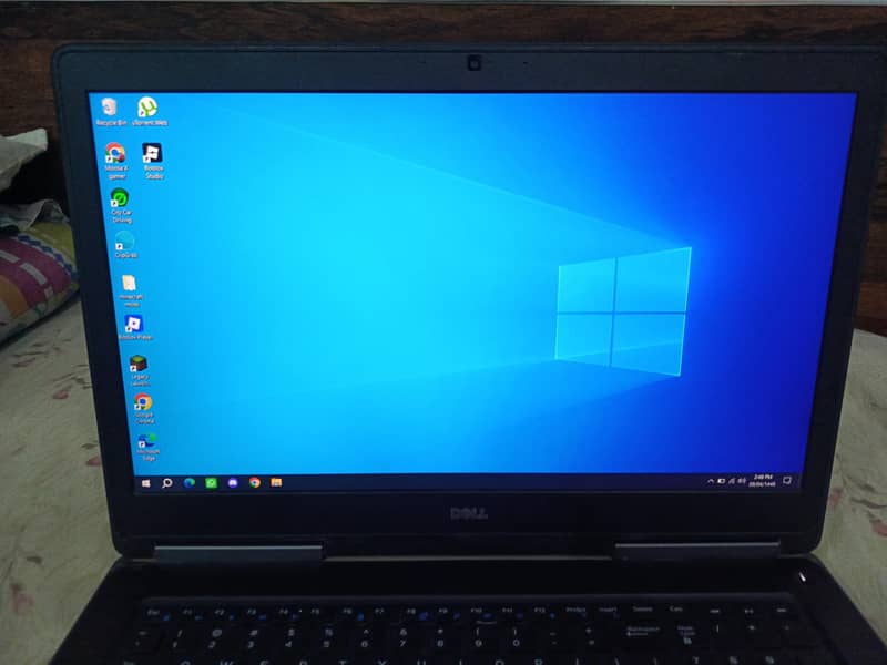 Dell Precision 7710 6