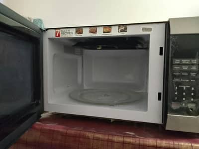Microwave oven