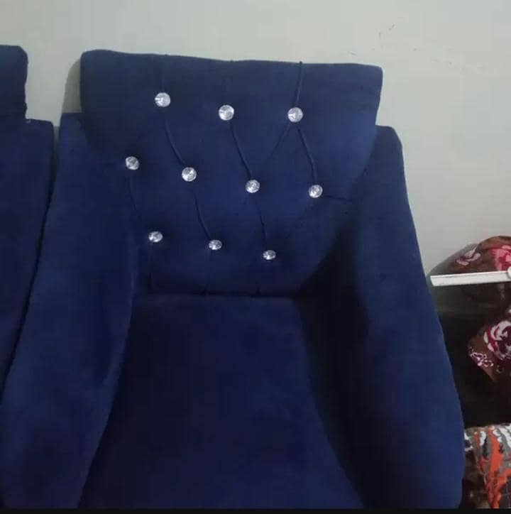 4 seater sofa 1