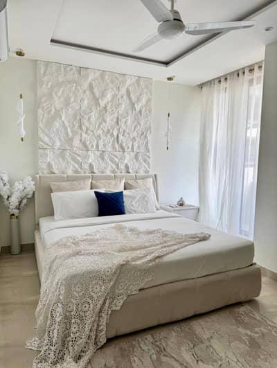 Zameen Aurum One bedroom Furnished Apartment