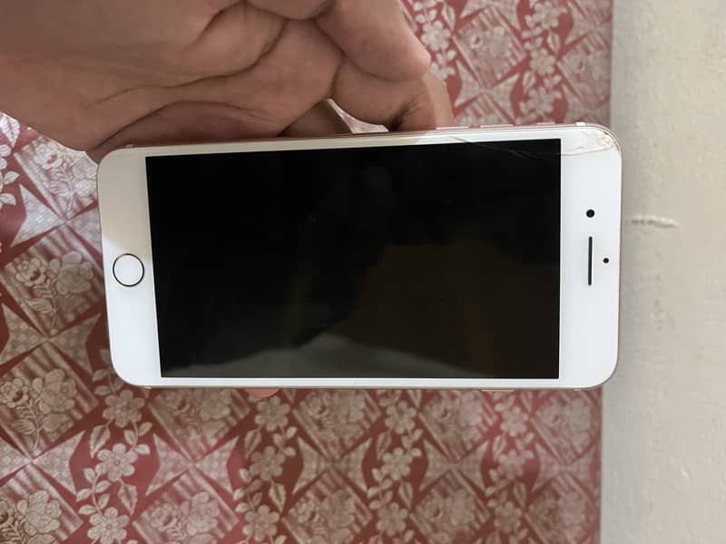 Apple iPhone 7 Plus 1