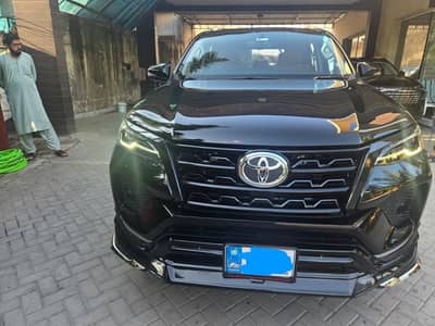 Toyota Fortuner 2.7 V 2026