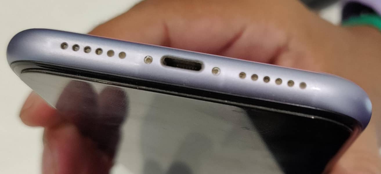 Apple iPhone 11 5