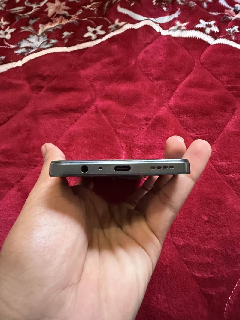 Realme C71 4
