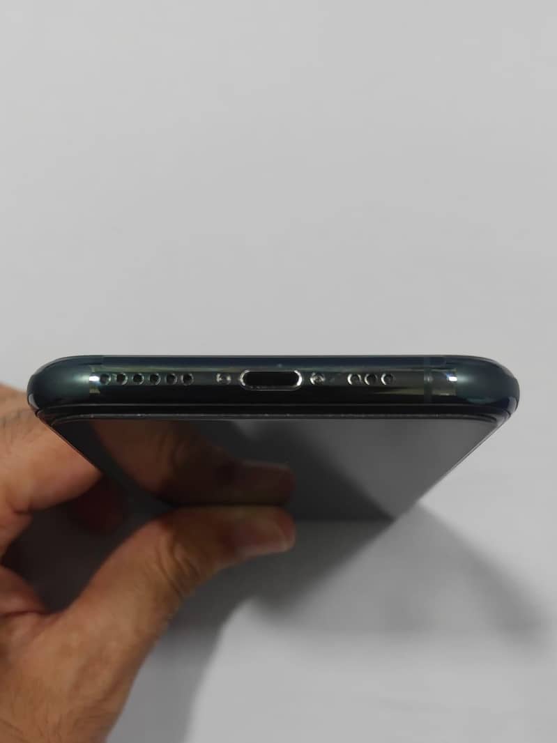 Apple iPhone 11 Pro 5