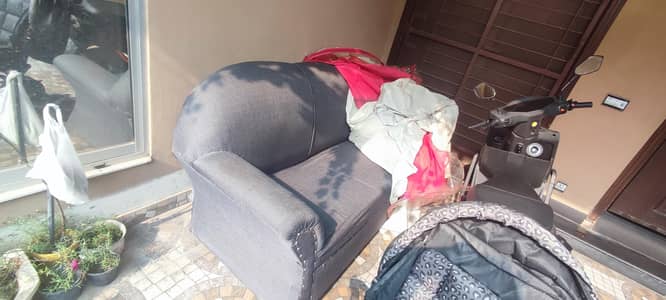 3 seater sofa for sale