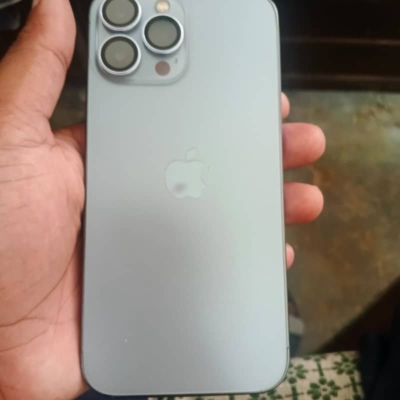 iPhone 3