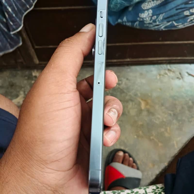 iPhone 4