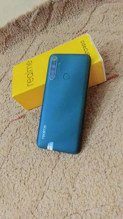 realme