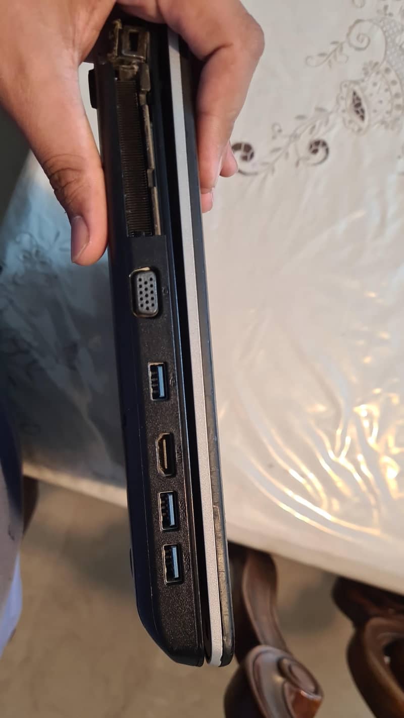 ThinkPad Edge E520 1