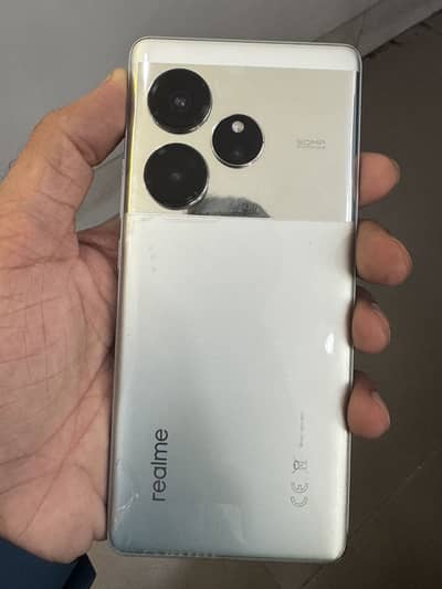Realme GT 6