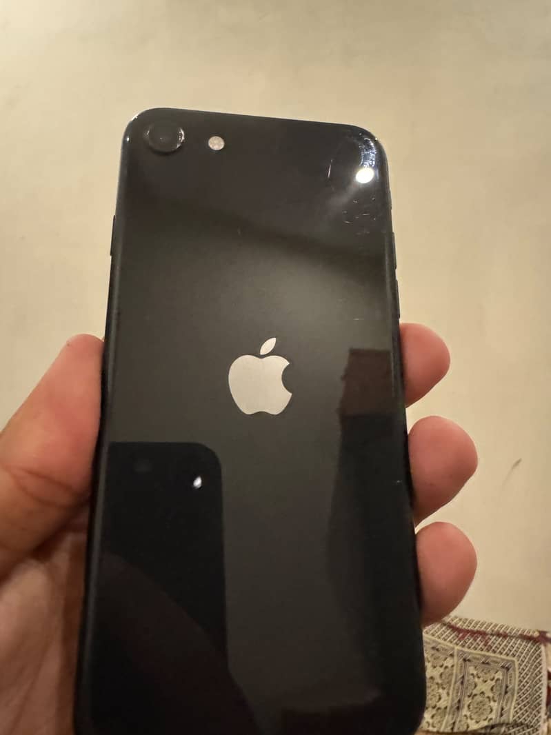 Apple iPhone SE 3