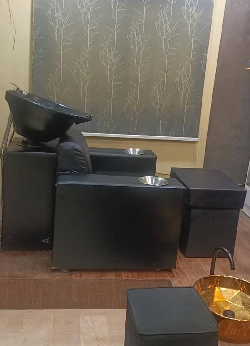 Saloon Furnite 4
