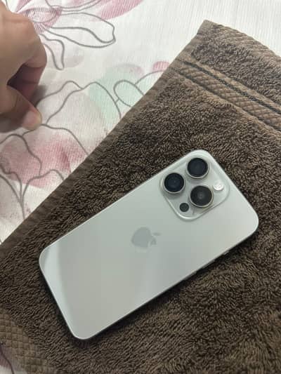 Apple iPhone 15 Pro