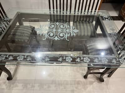 *Dining Table With 6 Chairs*