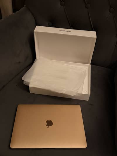 Macbook air M1