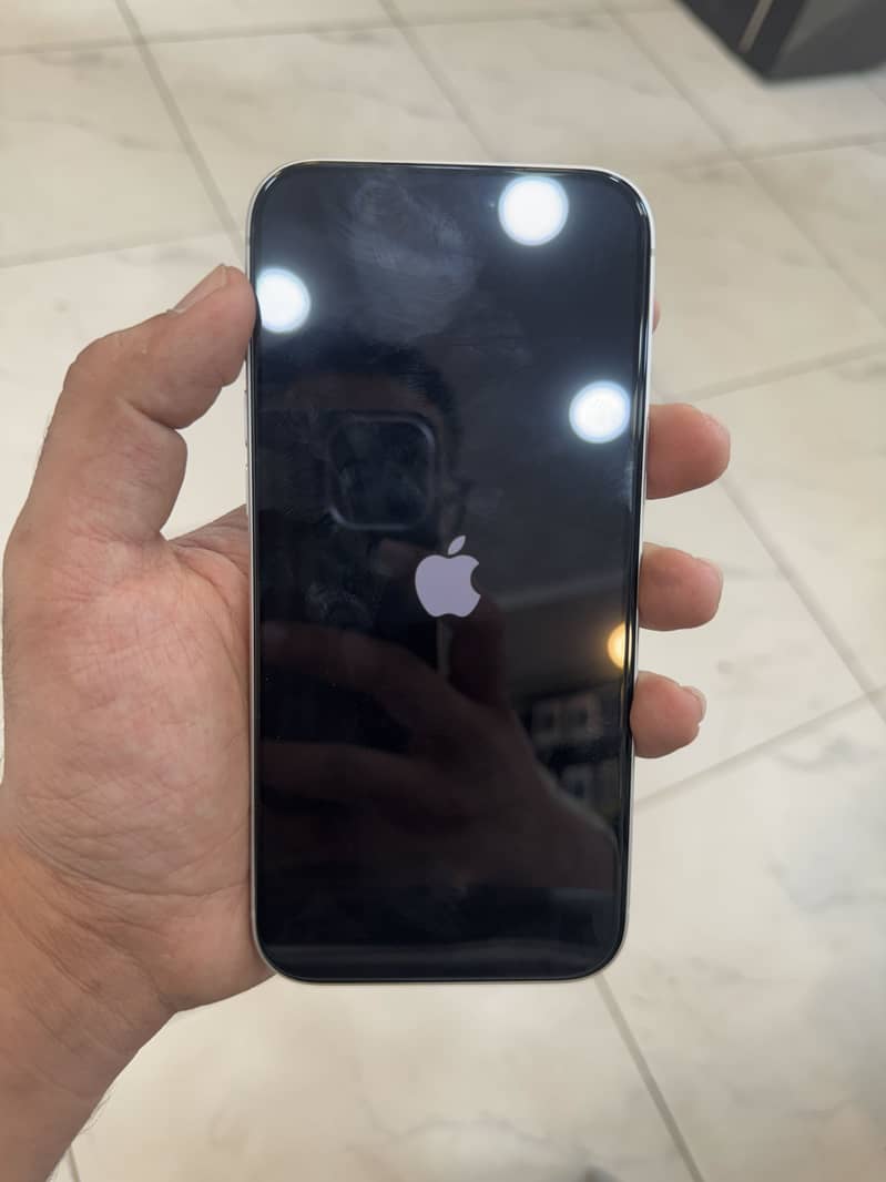 Apple iPhone 17 Pro Max 2