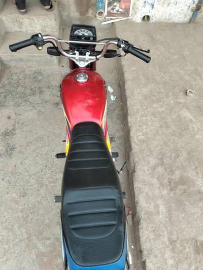 Honda CD 70cc. 2025