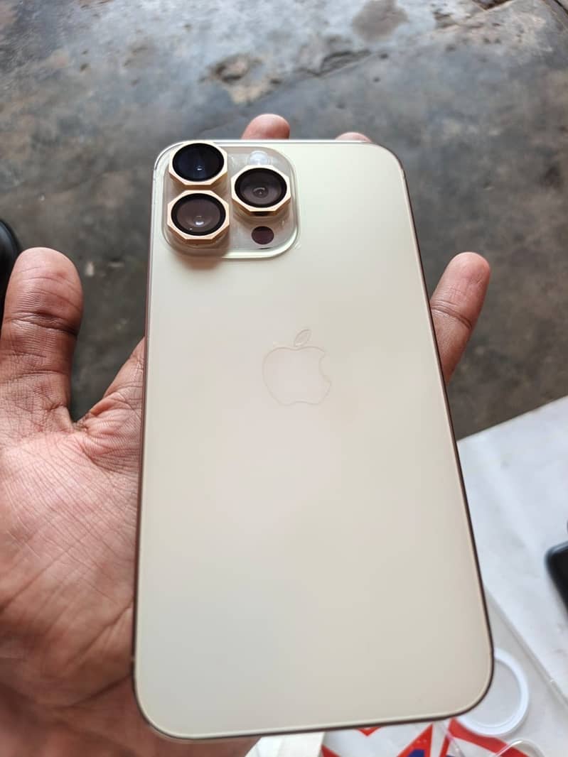 Apple iPhone 14 Pro Max 3