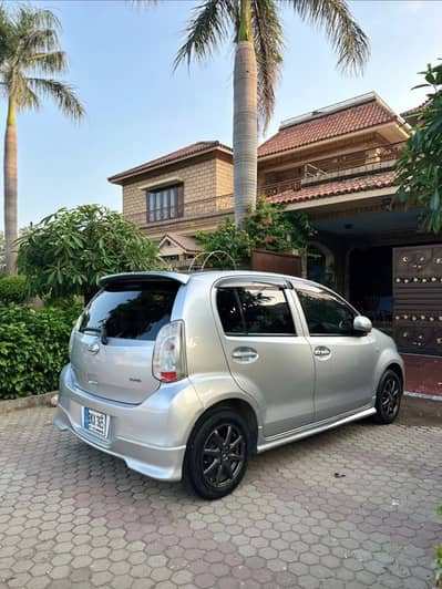Toyota Passo 2015