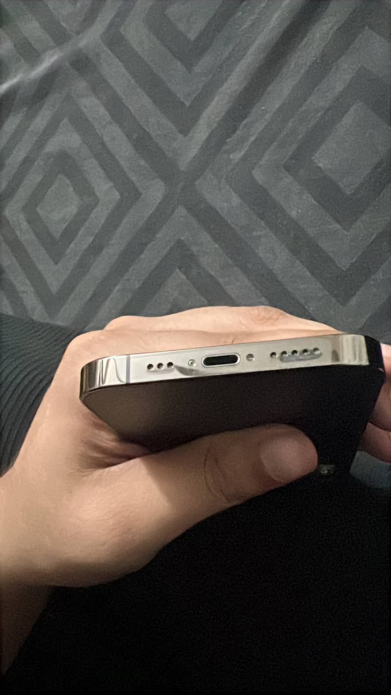 Apple iPhone 13 Pro 5