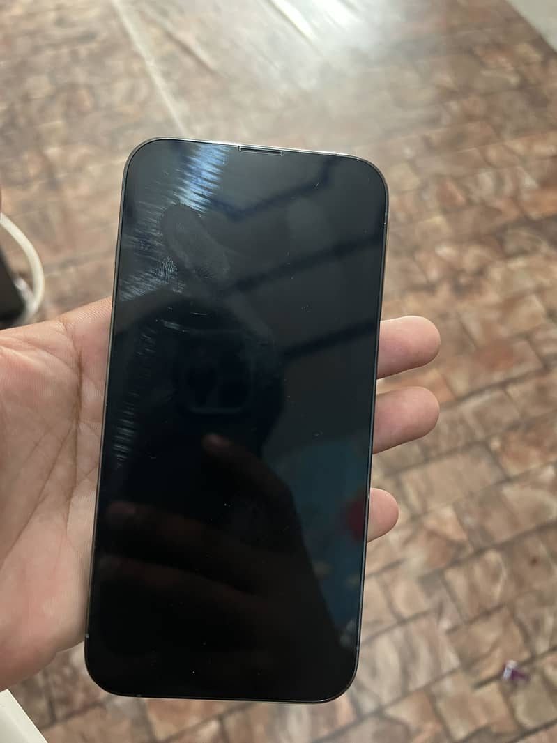Apple iPhone 13 Pro 1